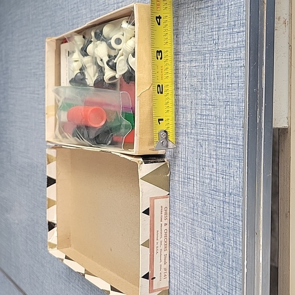 Vintage Spare-Times Chess and Checker Magnetic Travel Case Set. - Picture 16 of 16